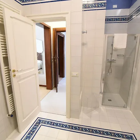 Oda ve Kahvaltı Barone Liberty Boutique & 4*