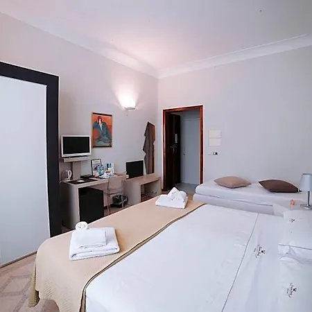 فندق مبيت وإفطار Barone Liberty Boutique & 4*