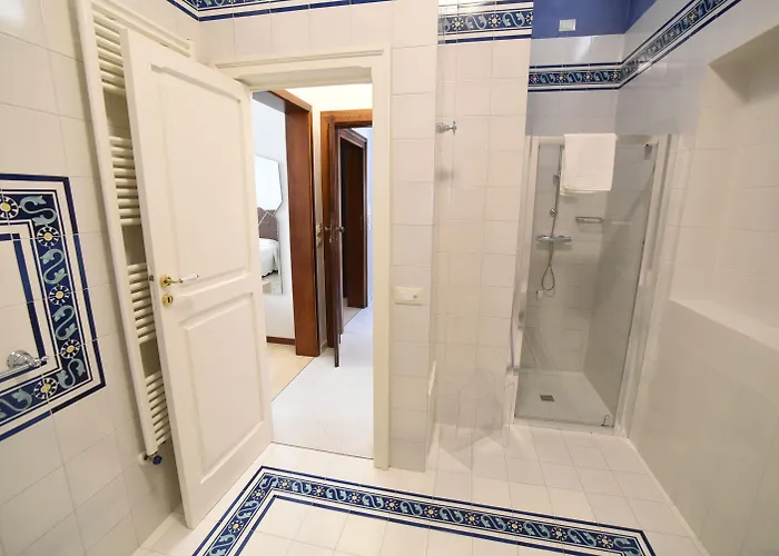 住宿加早餐酒店 Barone Liberty Boutique & 4*